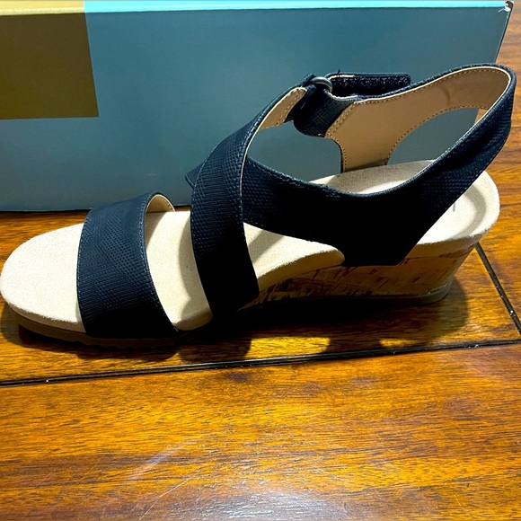 LifeStride Women's Sincere Sandal Size: 8.5 - Picture 4 of 8